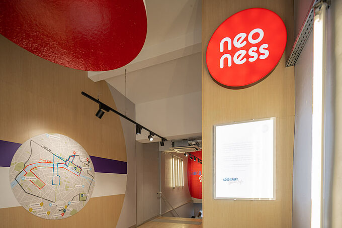 Neoness Madeleine Paris Neoness Madeleine Paris