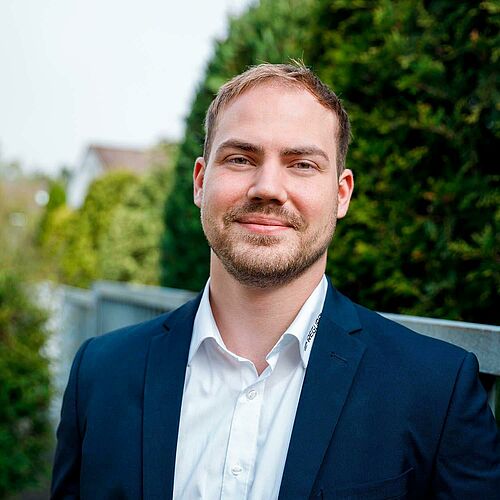 Maximilian Schroeder Maximilian Schroeder