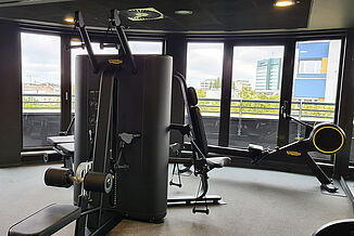 Fitness studio in the SANA Hotel in Berlin with REGUPOL sonusfit and REGUPOL everoll sports flooring.
