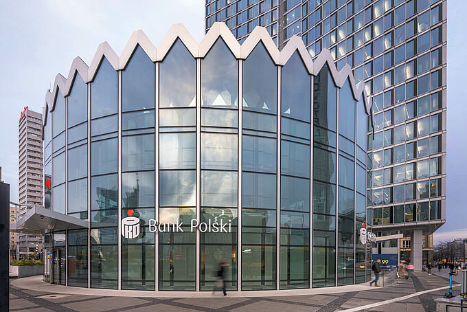 Mixed-use building Rotunda Warsaw Mixed-use building Rotunda Warsaw