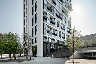 The rear side with inner courtyard of the Henninger Turm in Frankfurt.