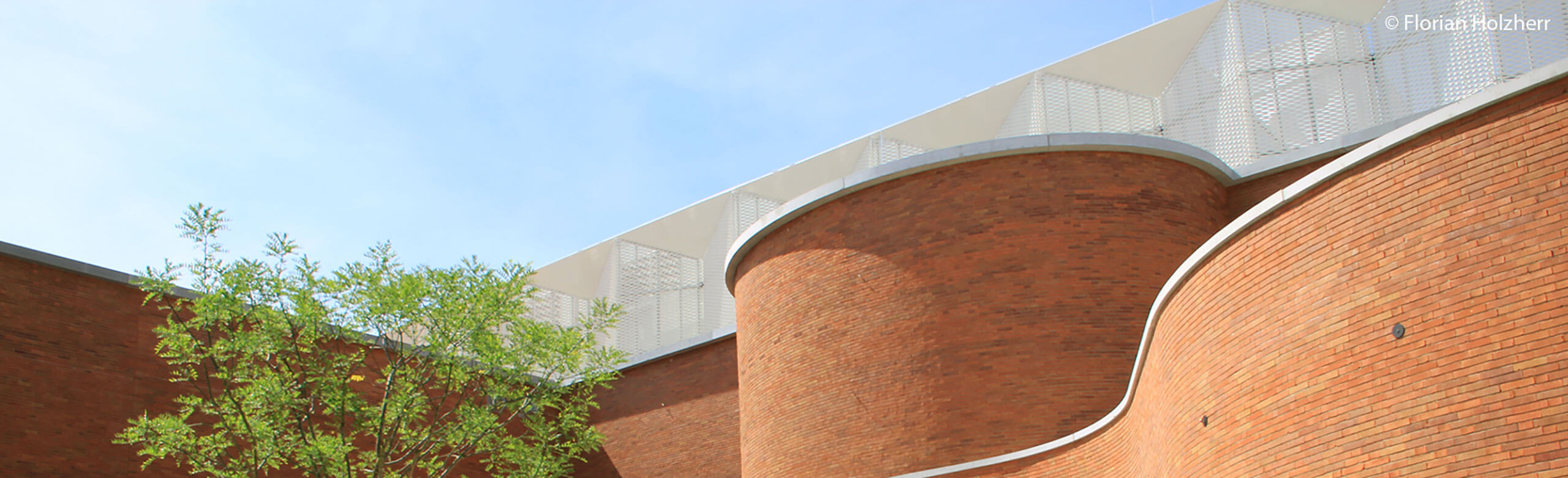 Curved brick walls from the Volkstheater Munich.